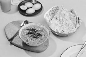 Dal Tadka With Indian Bread