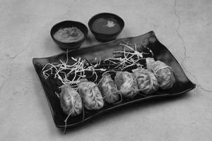 Fried Mix Vegetable With Cheese Momos