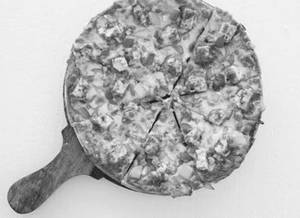 Veggie paneer pizza
