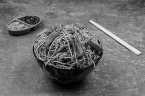 Chilli Garlic Noodles (quarter 350 Ml).