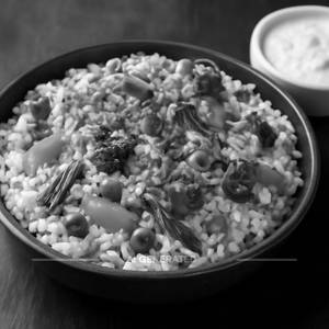 Lucknowi Subz Dum Biryani 