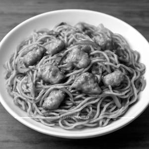 CHICKEN FRIED NOODLES