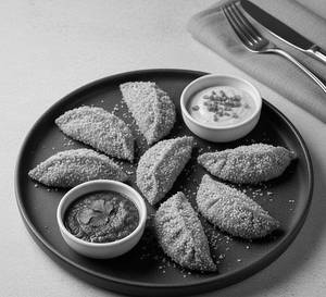 Crunchy Crunchy Chicken Momoschicken Momos