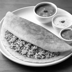 Onion Paneer Dosa