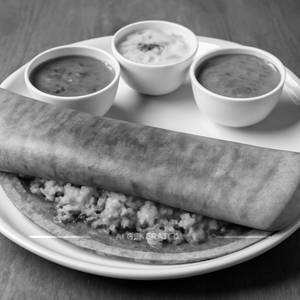 Mysore Paneer Masala Dosa