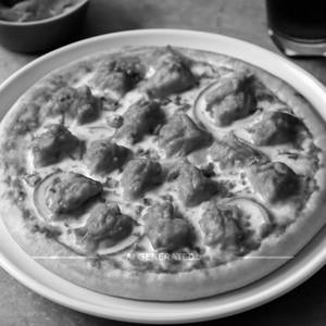 Tandoori Chicken Pizza