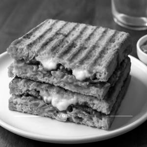 Grilled Veg Cheese Sandwich                
