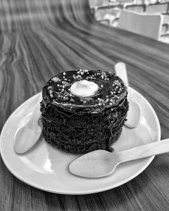 Dark Chocolate Well Cake (150 Gram)