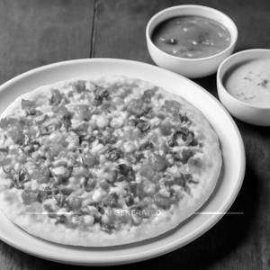 Butter Mix Veg Uttapam