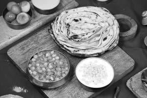 Chana Masala + Boondi Raita + Choice Of Breads