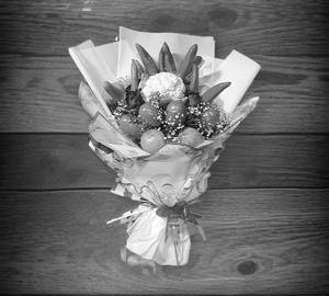 Red rose bunch