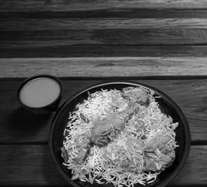 Hyderabadi Chicken Biryani 500 Gram 4 Piece