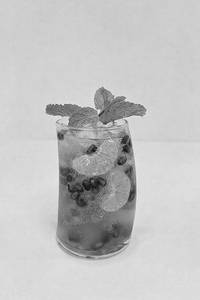 Pomegranate And Mandarin Spritzer