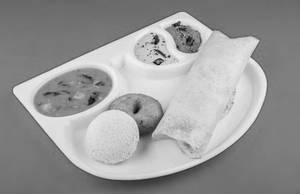 Masala Dosa + 1 Idli + 1 Vada