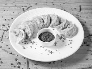 Pork Momo (8 Pc)