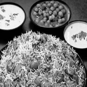 Aloo Aur Chole Ki Biryani