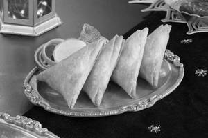Murgh Patti Samosa