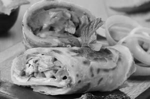 Paneer Makhani Roll
