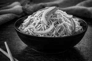 Veg Hakka Noodle