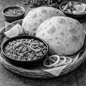 Palak Chole Bhature ( 2 )