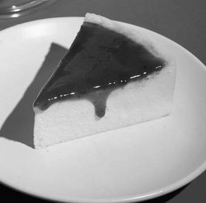 Strawberry San Sebastian Cheese Cake Pastry