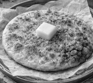 Aloo Paratha With Butter And Mango Pickle