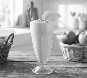 Creamy Apple Bliss Milkshake