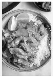 Red Thai Curry Chicken Rice Bowl