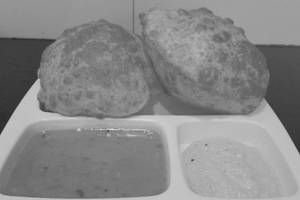 Poori [ 2 pcs ]