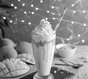 Mango milk shake