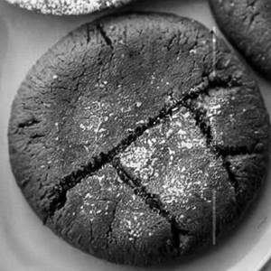 Nutella Stuffed Cookie
