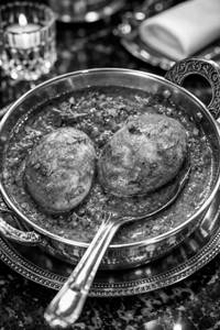 Egg Masala Gravy (2 Eggs)