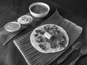 Butter Tomato Uttapam