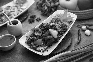 Diced Chicken In Assorted Black Pepper (full)