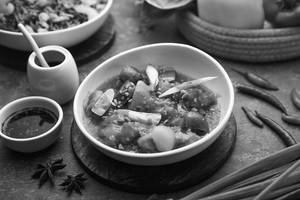 Hot Garlic Chicken (10 Pc)