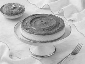 Dubai Kunafa Cheesecake