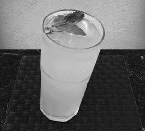 Fresh Lemonade [Water]