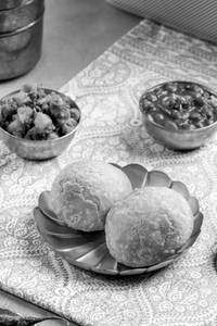 Khasta & Chhola