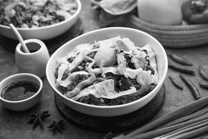 Pad Thai Kung Nang (Chicken) [Serves 2]
