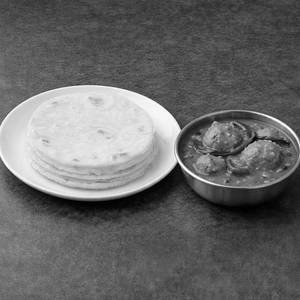3 Nice Pathiri & Chicken Curry Combo