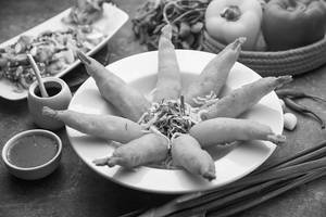 Golden Fried Prawn (8 Pc)