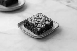 Eggless Walnut Brownie