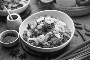 Schezwan Fried Rice (Mixed) [Serves 2]