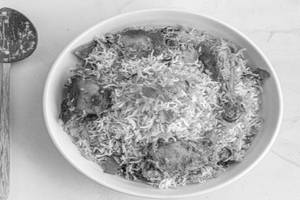 Special Chicken Hyderabadi Dum Biryani