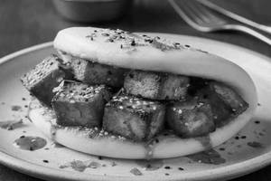 Paneer Tikka Bao