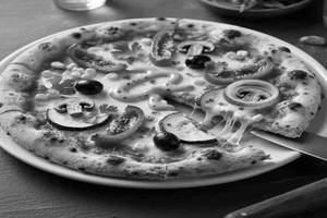 Non-veg Spicy Peri Peri Pizza