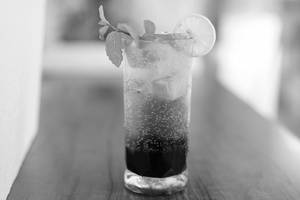 Kala Khatta Mojito