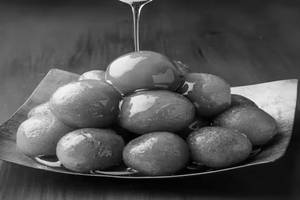Gulab Jamun (1 Pcs)