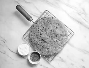 2 Aloo Paratha with Curd and Butter
