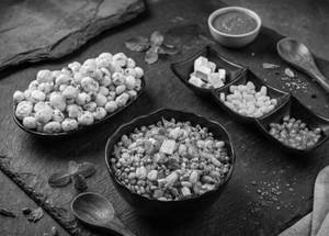 Weight Loss Combo : Tasty Diet ( Sprout Salad Medium + Makhana Pops Large )
